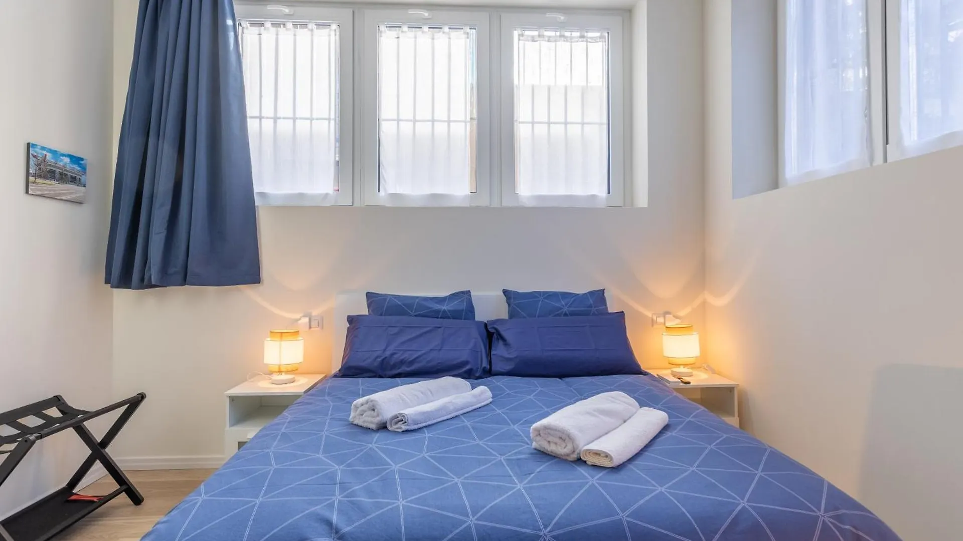 Milan - San Siro Corner, Apartment With Private Parking Italia