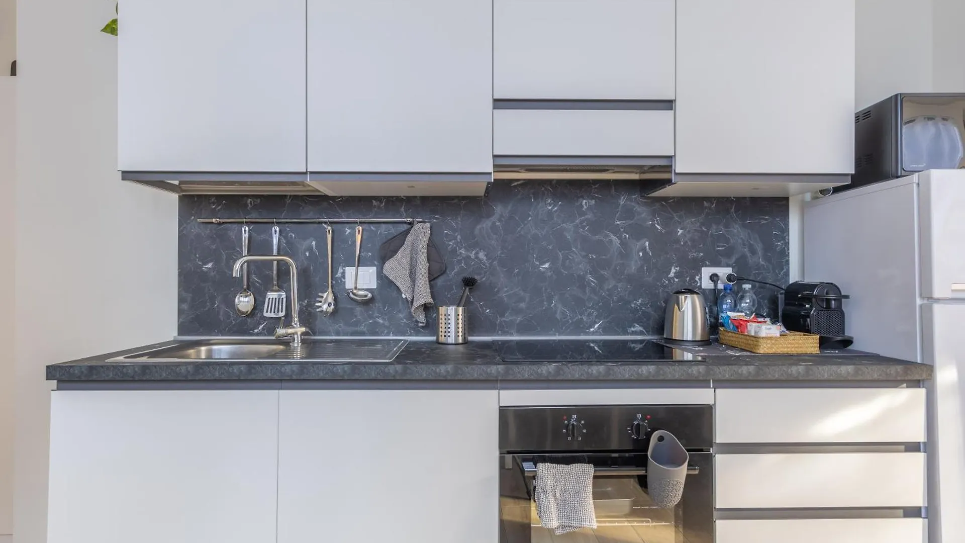 Milan - San Siro Corner, Apartment With Private Parking